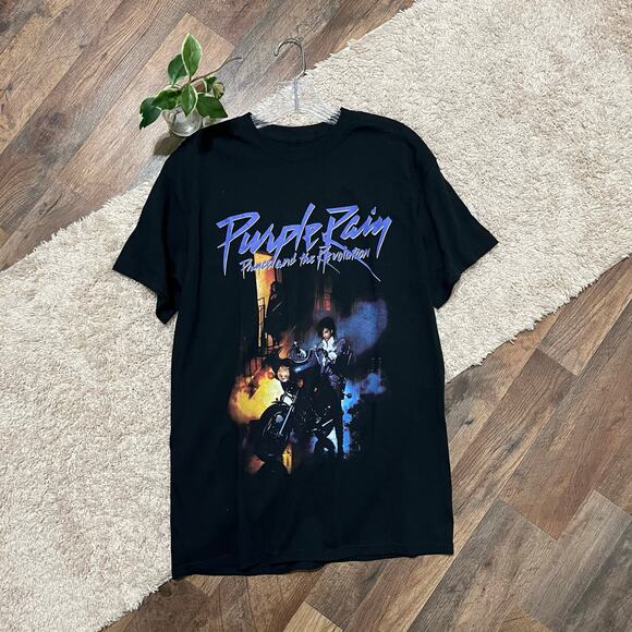 Prince Purple Rain The Prince Estate Unisex Size Medium Black Graphic Tee NWOT - Picture 1 of 3